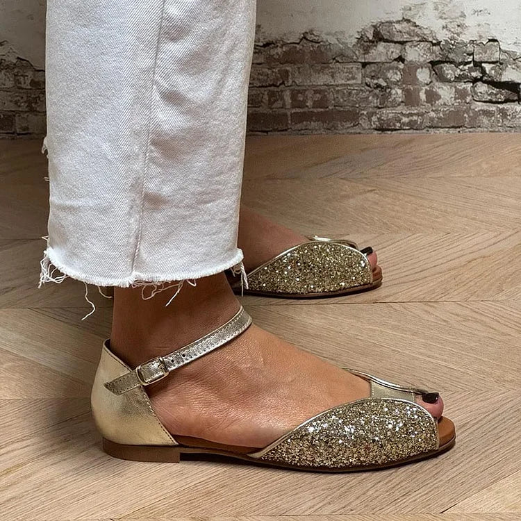 FLAVIA | Elegant and Sparkling Glitter Flat Sandal