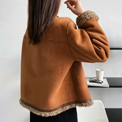 Helsinki | Cozy Shearling Button Jacket