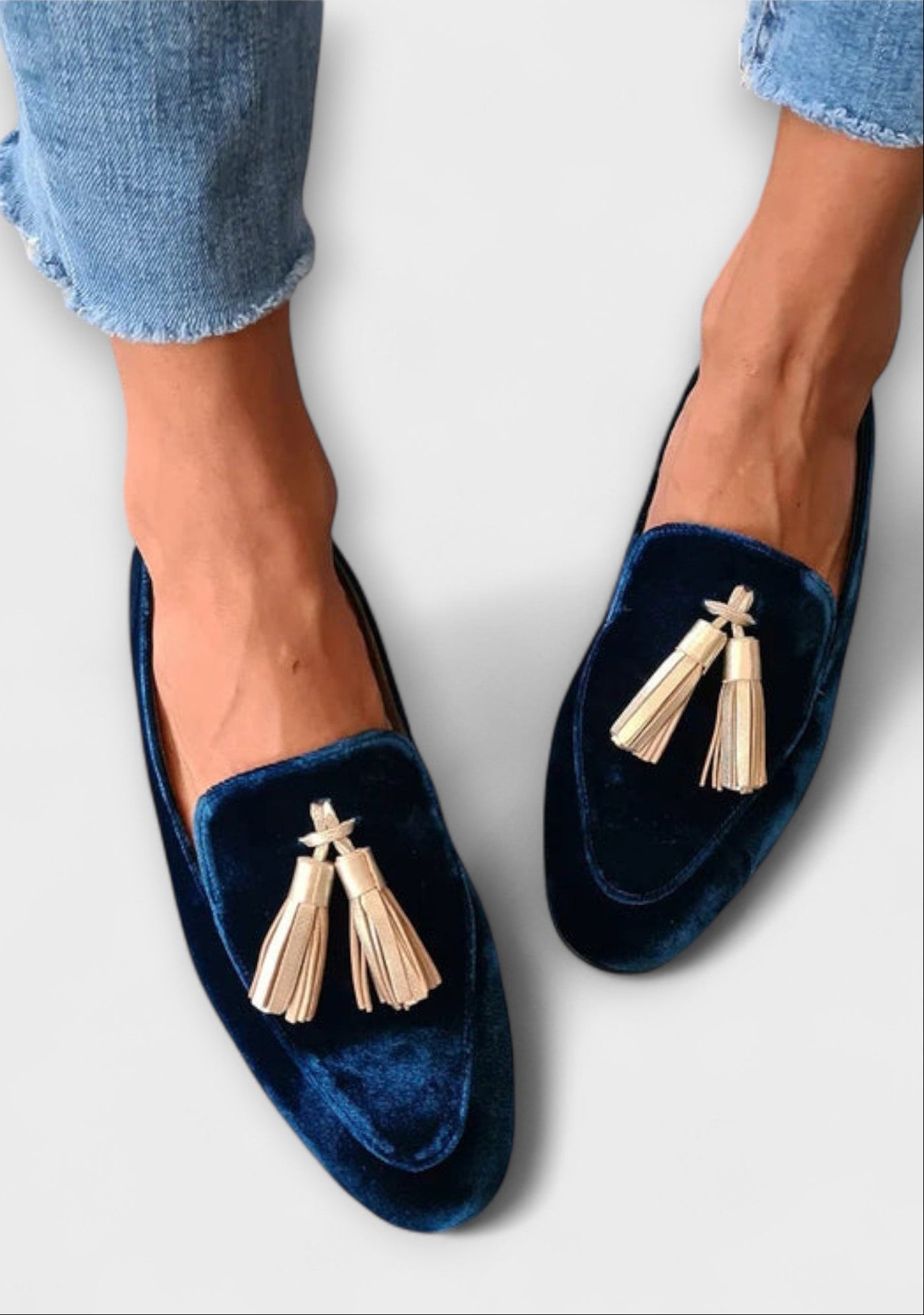 Quinnlyn – Elegant Vintage Loafers with Fringe Details for a Unique Style